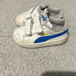 Puma Kids White and Blue Velcro Sneakers